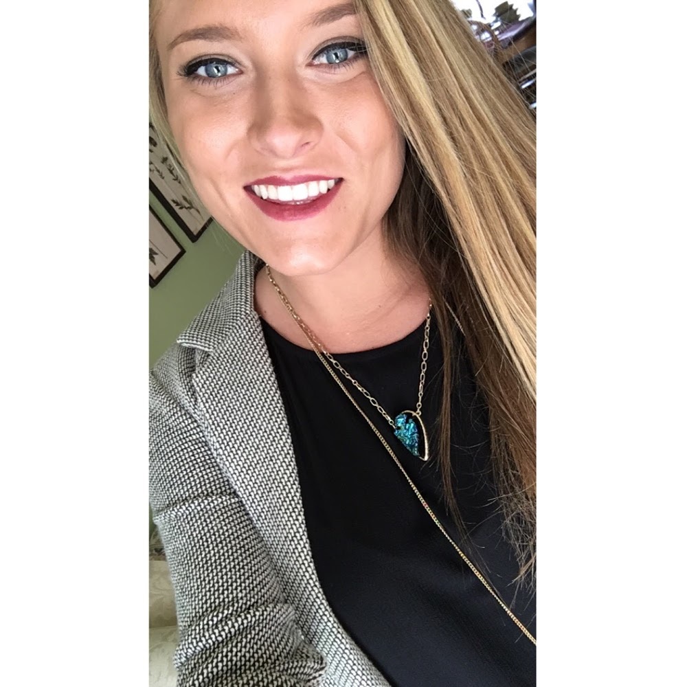 Meet your Posher, Dana